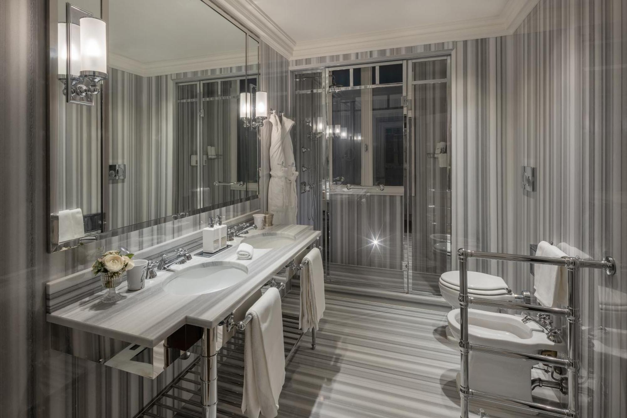 Lungarno Luxury Apartments - By Lungarno Collection ฟลอเรนซ์ ภายนอก รูปภาพ