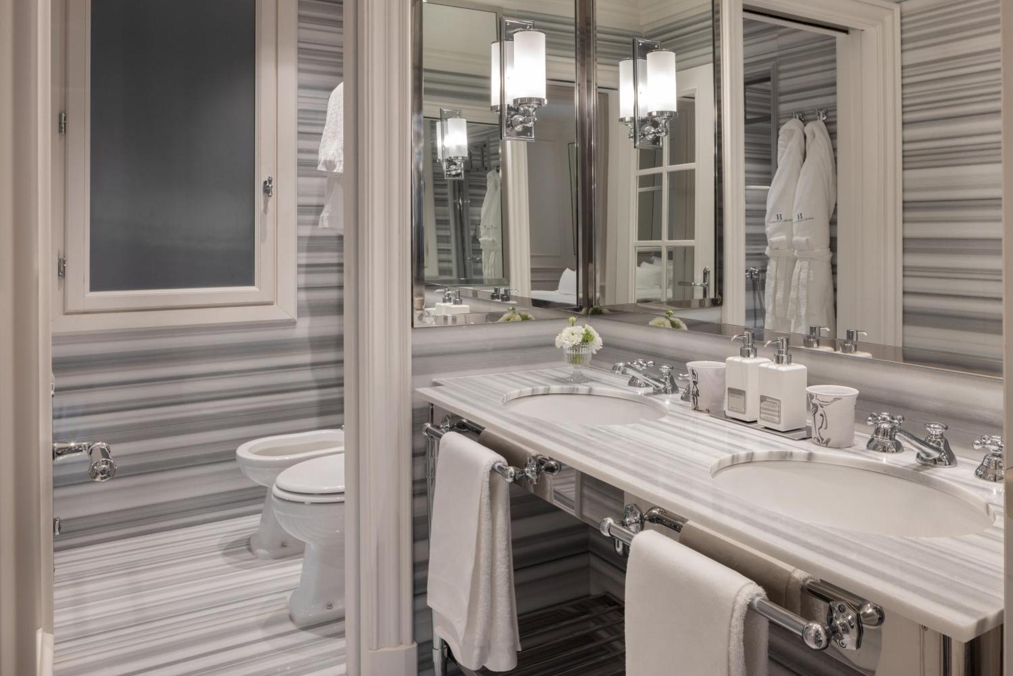 Lungarno Luxury Apartments - By Lungarno Collection ฟลอเรนซ์ ภายนอก รูปภาพ